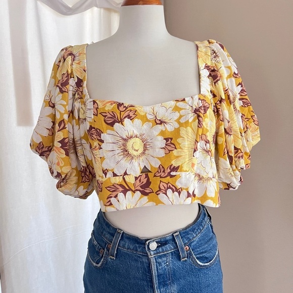 NWT Altar’d State Yellow Linen Blend Floral Crop - Picture 1 of 6